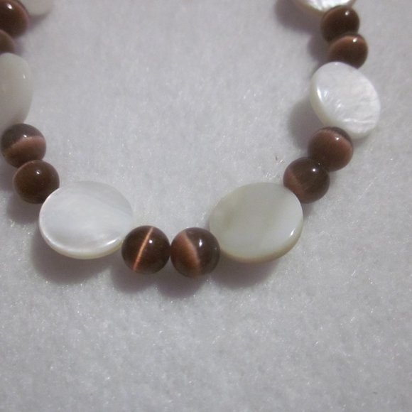 Handmade Brown and Cream Stretch Bracelet & Earring Set - Picture 2 of 7